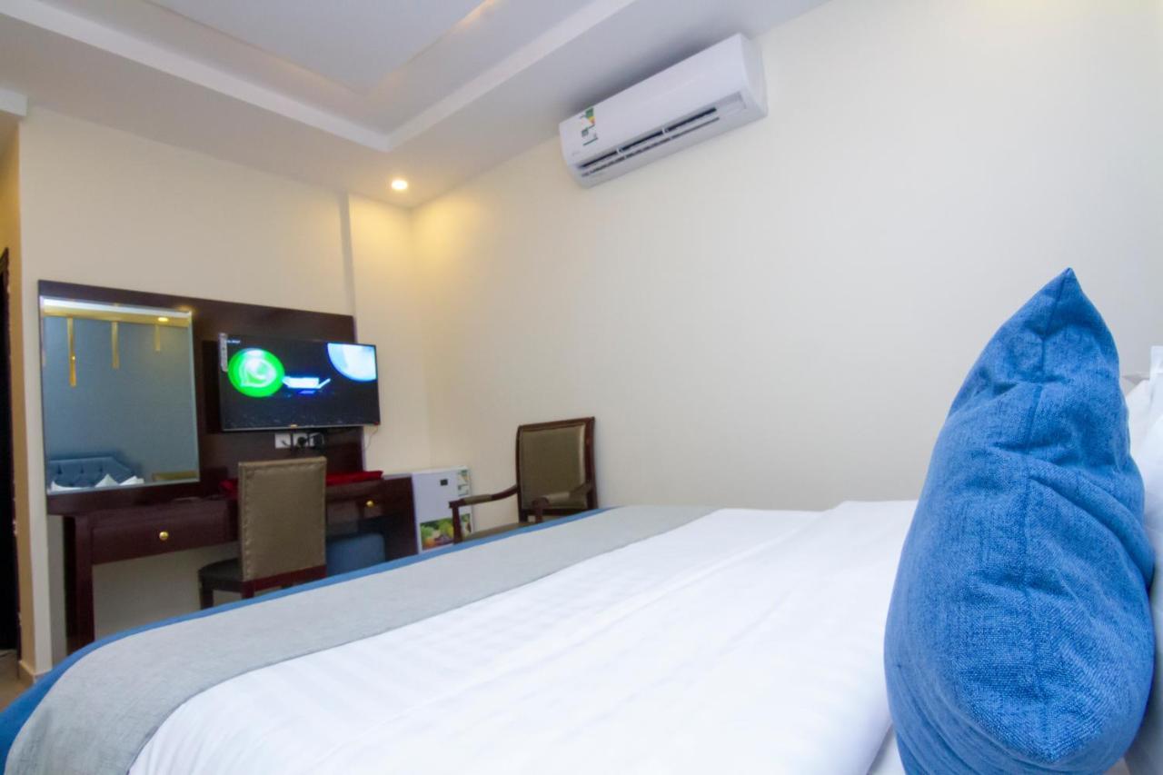 ال متعب سويتس الفلاح 1 Aparthotel