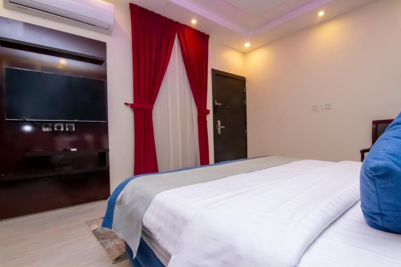 ال متعب سويتس الفلاح 1 Aparthotel